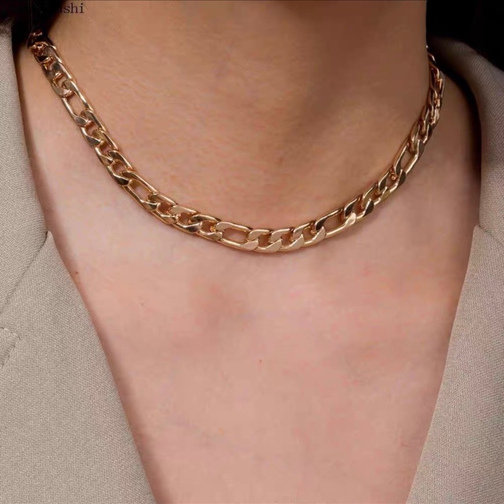💫14K Gold Plated Big Figaro Link Chain Necklace💰